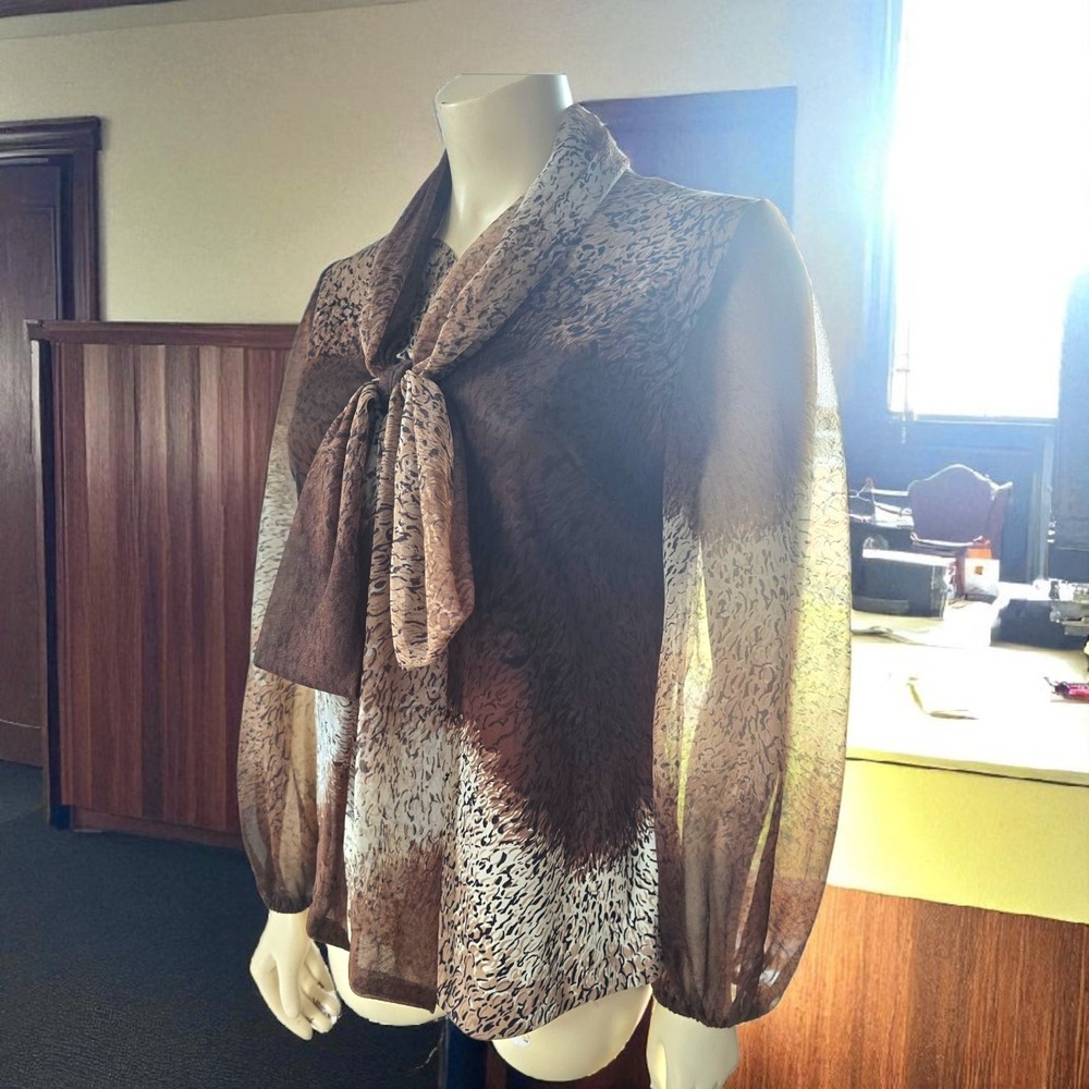 Vintage 1970s Brown Leopard Print Union Made Polyester Blouse & Skirt Set... - Picture 4 of 13